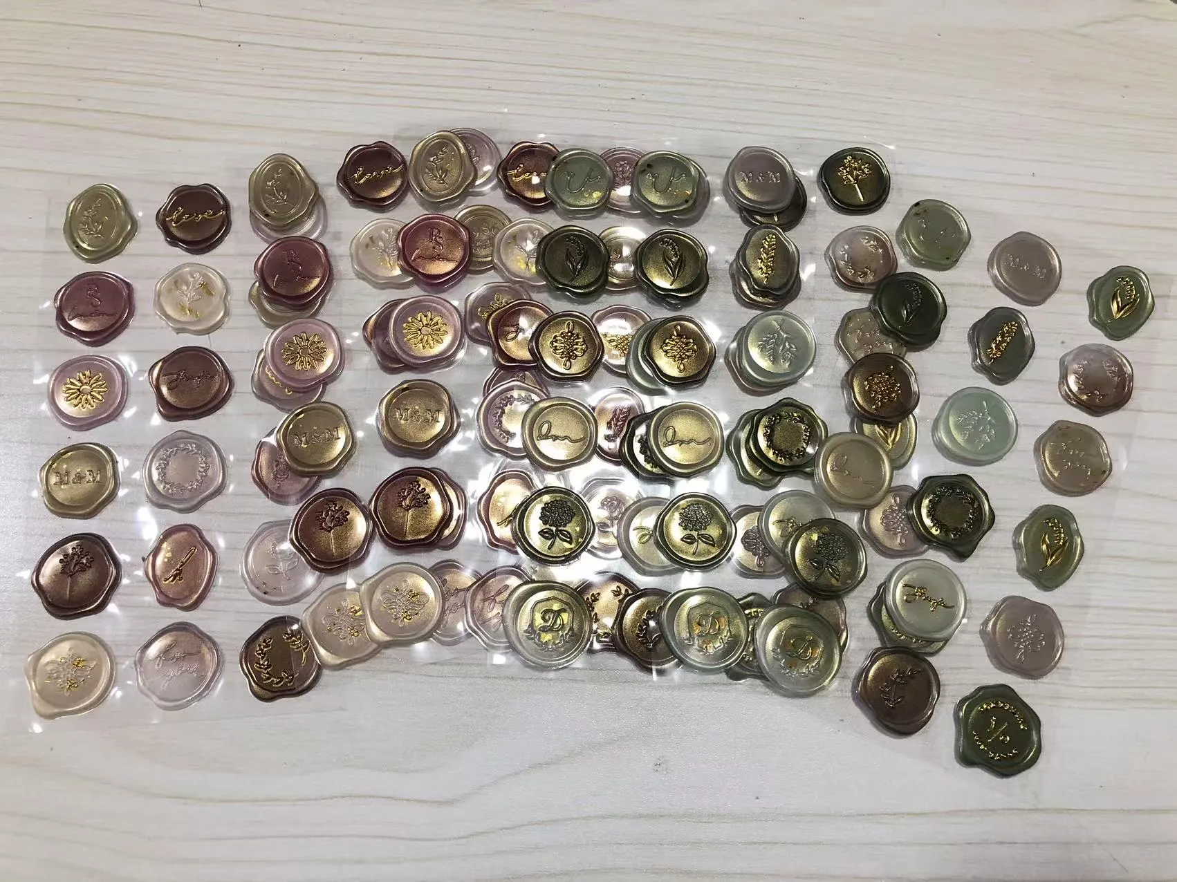 Argizarizko zigiluaren eranskailuak bidali dira