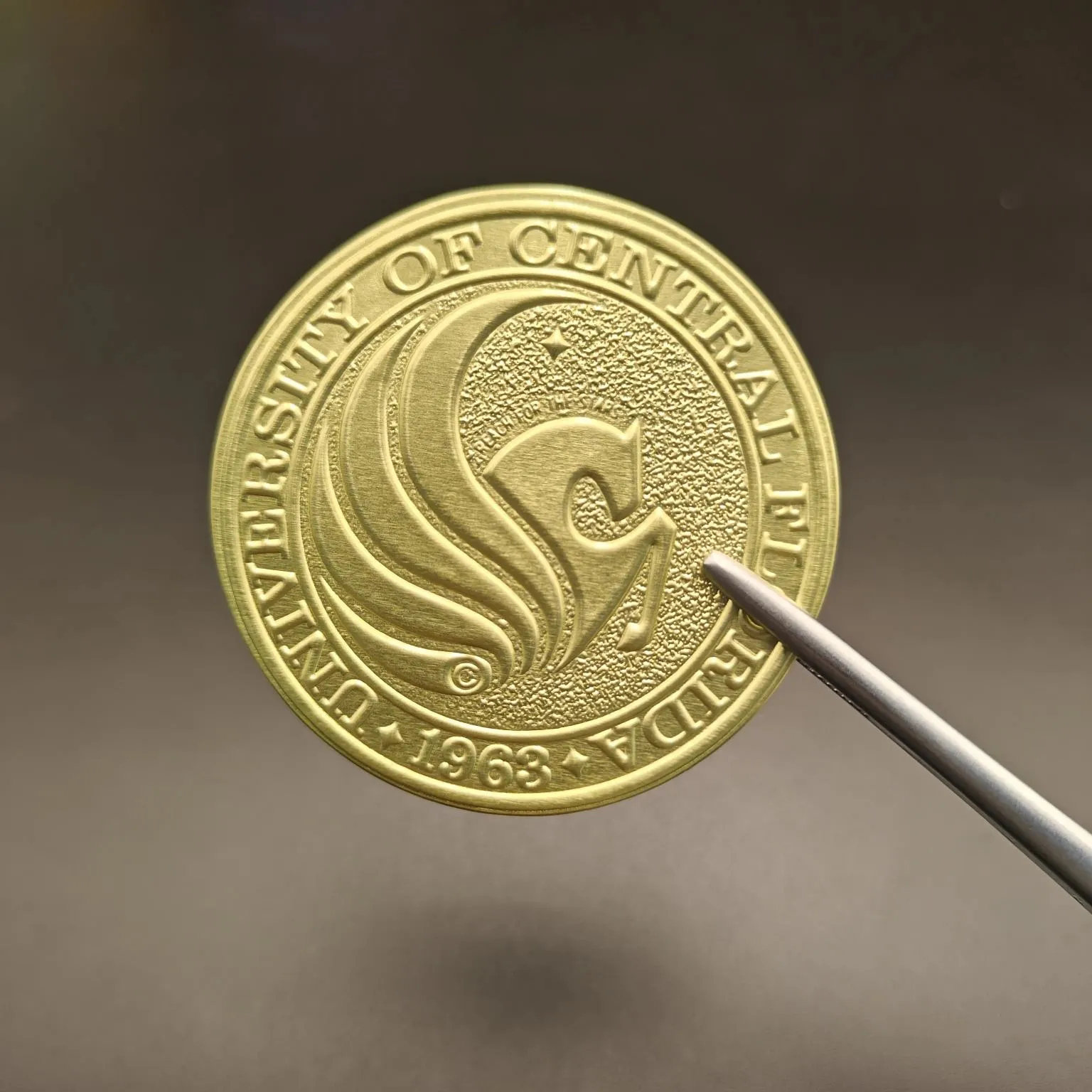 Ardoaren etiketa biribilak